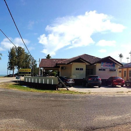 Semarak Beach Inn Dungun Extérieur photo
